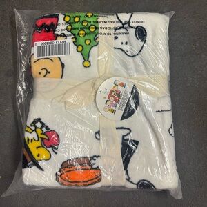 Peanuts Berkshire Home Christmas Blanket